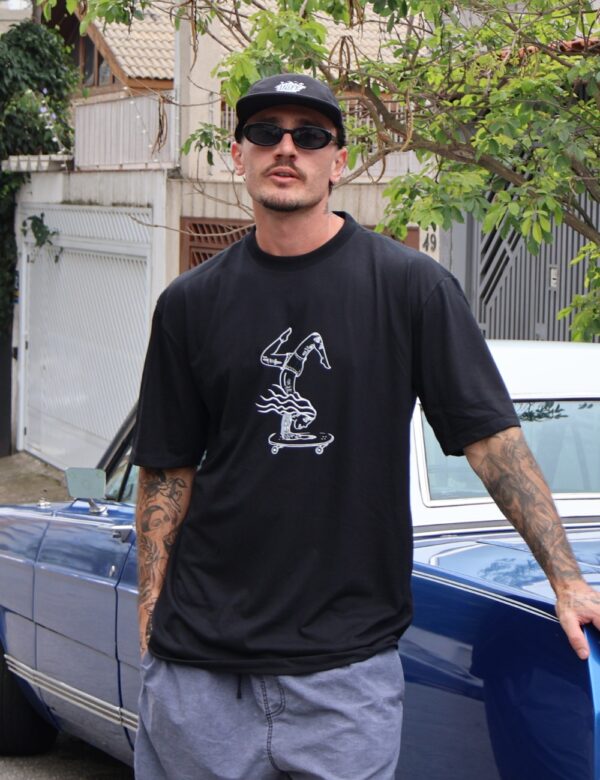 CAMISETA ULIFE PRETA - SKATEBOARDING - Imagem 2